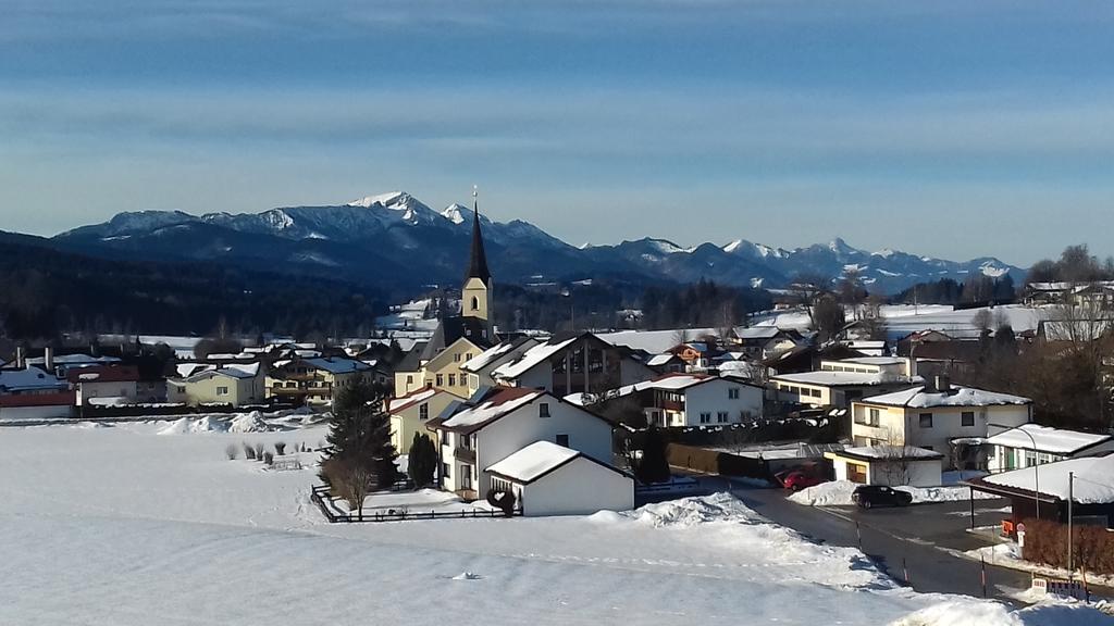 Ferienwohnungen Neukirchen Neukirchen am Teisenberg Dış mekan fotoğraf